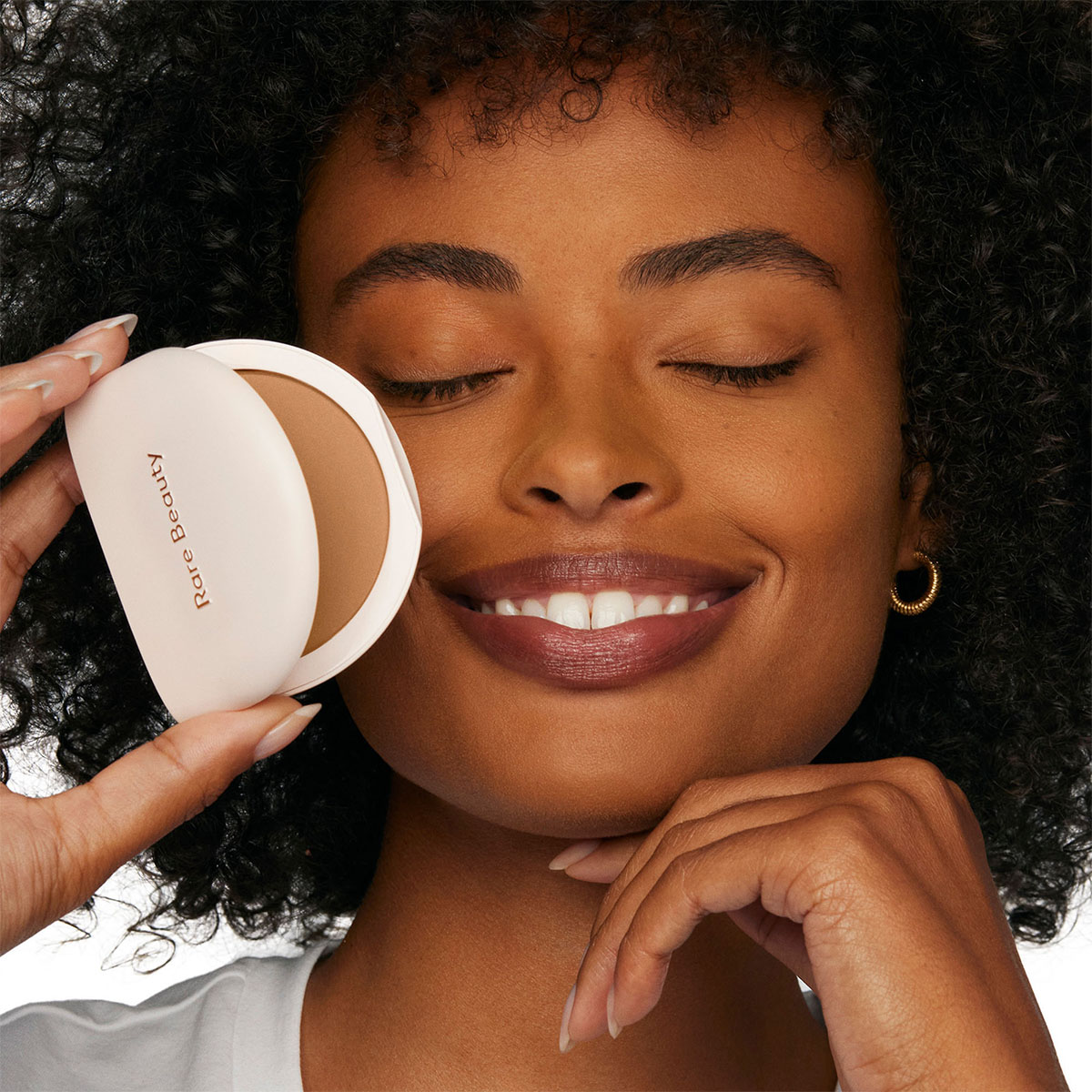 TRUE TO MYSELF TINTED PRESSED TALC-FREE FINISHING POWDER (POLVO FIJADOR PARA ROSTRO)